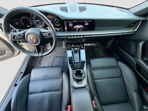 Used 2020 Porsche 911 Carrera 4 AWD/4WD image 15