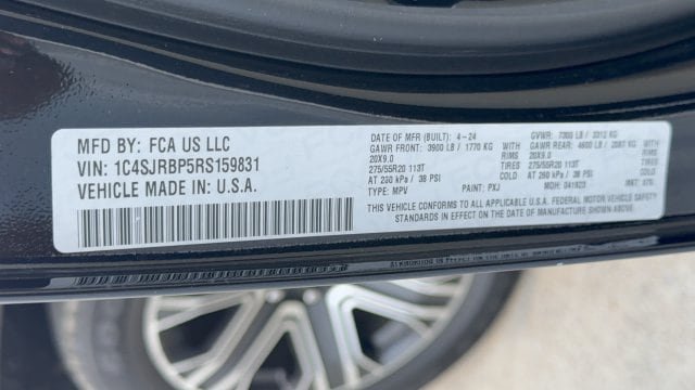 Used 2024 Jeep Wagoneer L Series II w/ Flexible Seating Group RWD image 36