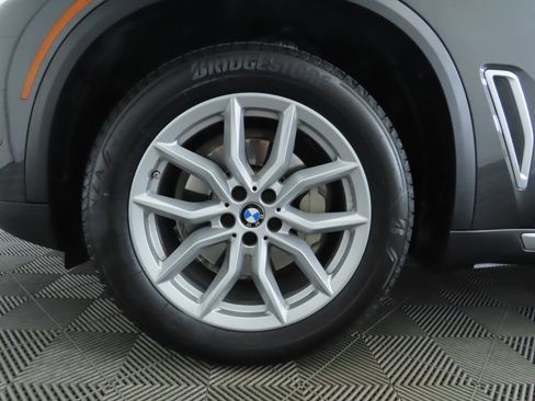 Certified 2023 BMW X5 sDrive40i w/ Premium Package image 31