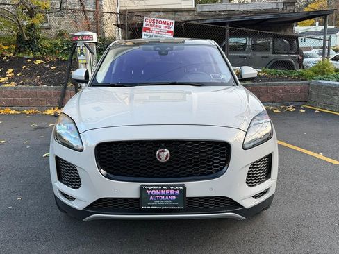 Used 2018 Jaguar E-PACE SE image 23