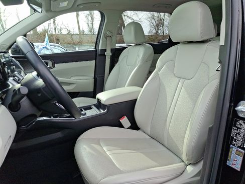 Used 2021 Kia Sorento S w/ Panoramic Sunroof Package image 12