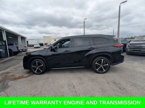 Used 2022 Toyota Highlander XSE AWD/4WD image 8