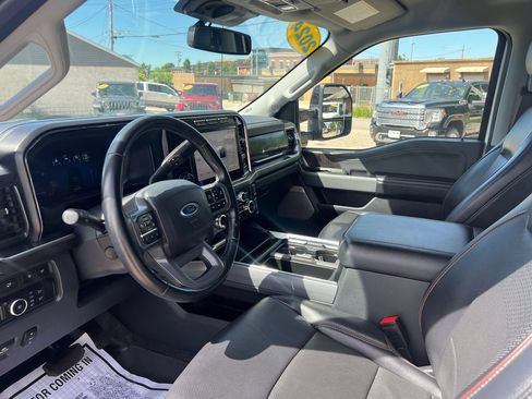 Used 2024 Ford F250 Lariat w/ Lariat Ultimate Package AWD/4WD image 28