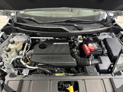 Used 2022 Nissan Rogue SV AWD/4WD image 35