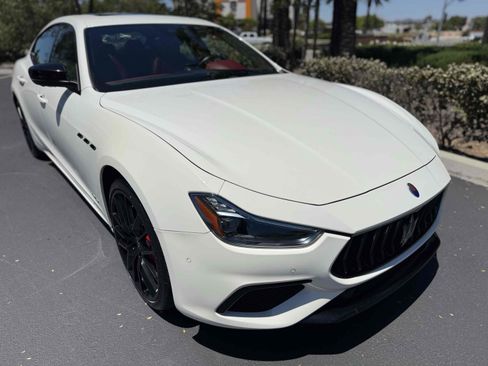 Used 2021 Maserati Ghibli S GranSport RWD image 15