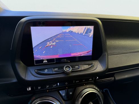 Used 2022 Chevrolet Camaro SS RWD image 18
