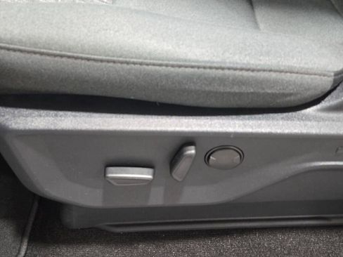 Certified 2022 Ford F150 XLT w/ Equipment Group 302A High image 21