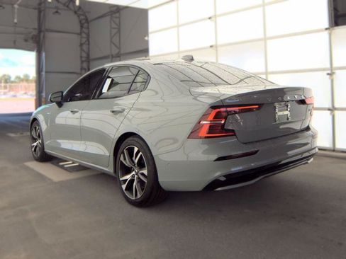 Used 2025 Volvo S60 B5 Plus AWD/4WD image 4