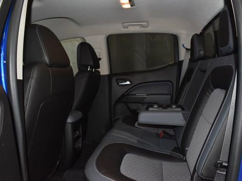 Used 2018 Chevrolet Colorado Z71 AWD/4WD image 30