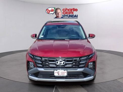 Used 2025 Hyundai Tucson SEL FWD image 8