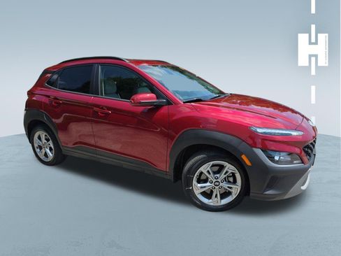 Used 2023 Hyundai Kona SEL w/ Convenience Package AWD/4WD image 2