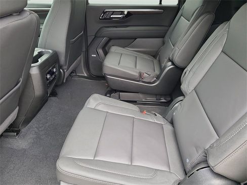 New 2026 Chevrolet Suburban LT w/ Comfort Package image 16