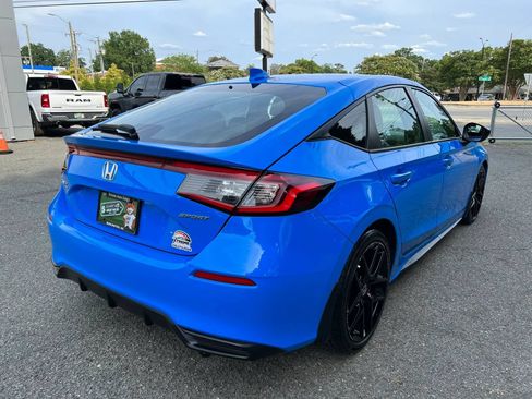 Used 2024 Honda Civic Sport image 4
