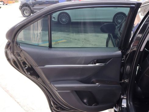 Used 2021 Toyota Camry XSE FWD image 16