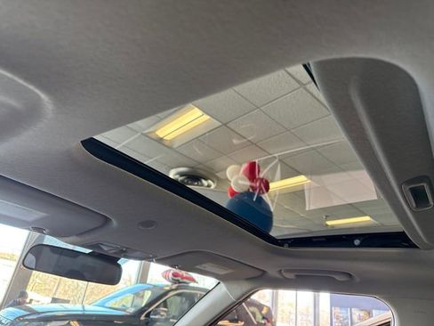 New 2026 Hyundai Venue SEL image 17