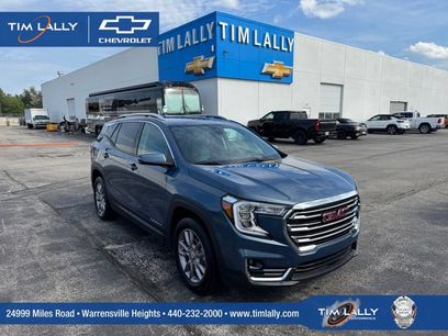 Used 2024 GMC Terrain SLT