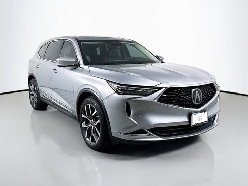 Used 2023 Acura MDX SH-AWD w/ Technology Package image 3