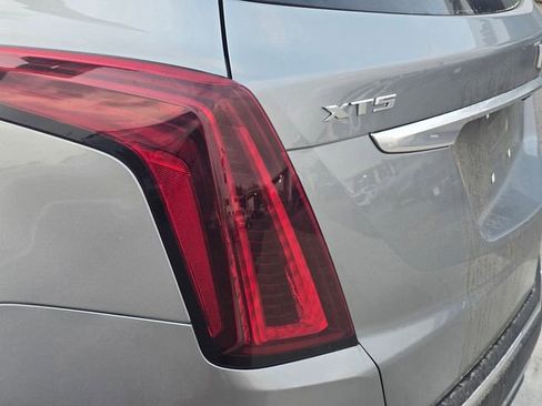 New 2026 Cadillac XT5 Premium Luxury image 11