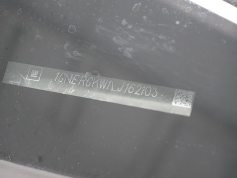 Used 2020 Chevrolet Traverse LT FWD image 33