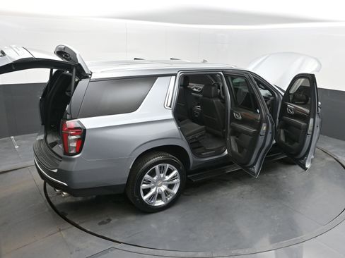 Certified 2024 Chevrolet Tahoe High Country w/ Premium Package image 60