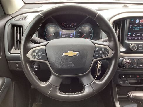 Used 2018 Chevrolet Colorado Z71 AWD/4WD image 19