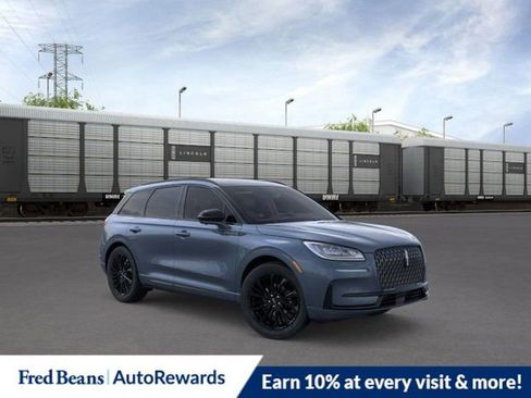 New 2026 Lincoln Corsair Premiere image 8