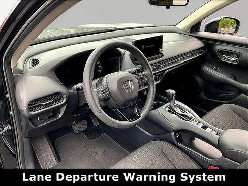 Used 2023 Honda HR-V LX image 16