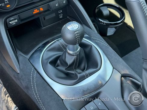 New 2026 MAZDA MX-5 Miata RF Club RWD image 19