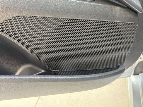 Used 2023 Toyota Camry SE w/ Convenience Package image 20