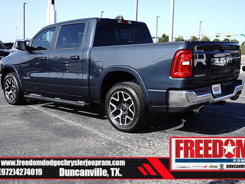 Used 2025 RAM 1500 Laramie AWD/4WD image 3