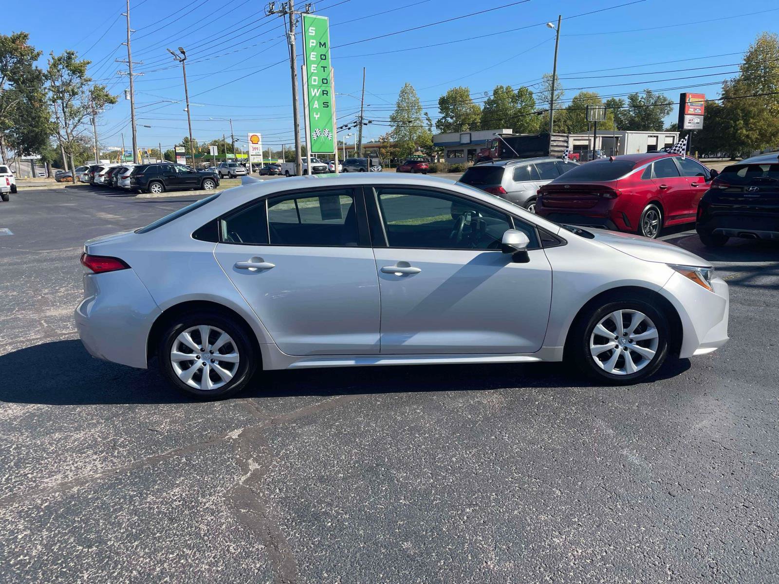 Used 2024 Toyota Corolla LE FWD image 10