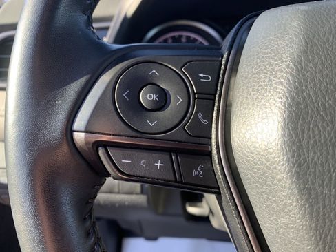 Used 2022 Toyota Camry SE image 22