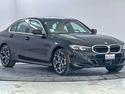 Used 2026 BMW 330i Sedan w/ Premium Package RWD image 9