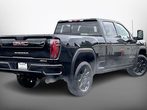 Used 2025 GMC Sierra 3500 AT4 w/ AT4 Premium Plus Package image 12