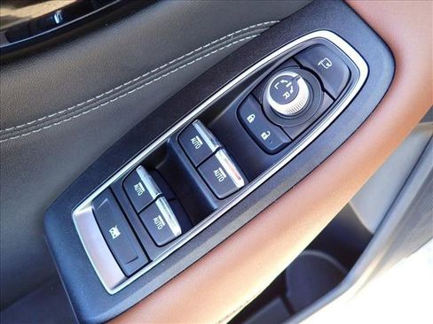 Used 2025 Subaru Outback Touring image 18