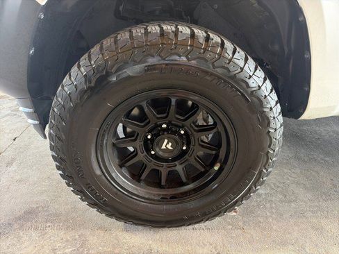 Used 2023 Toyota Tacoma SR image 29