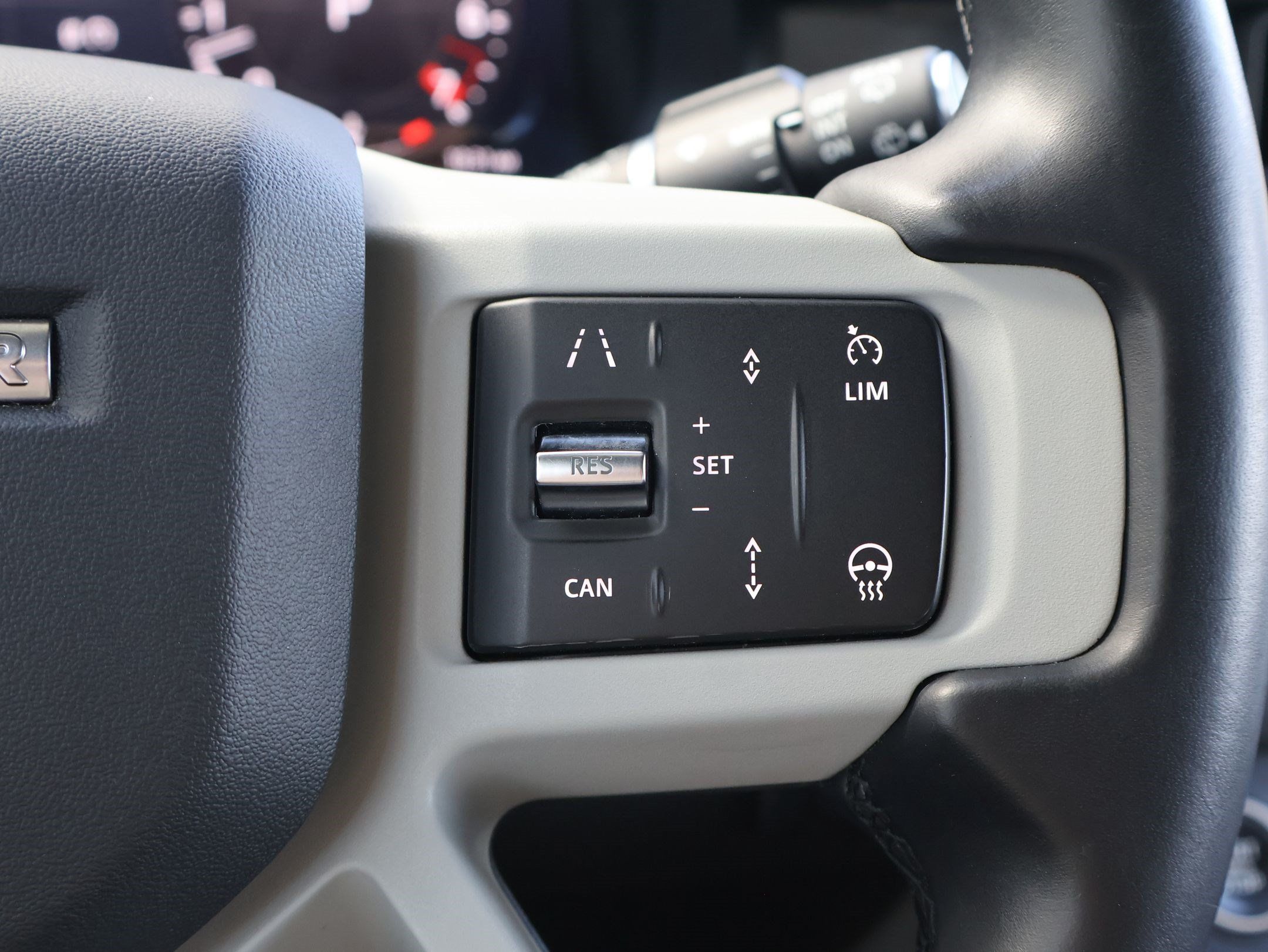 Used 2024 Land Rover Defender 110 S AWD/4WD image 20