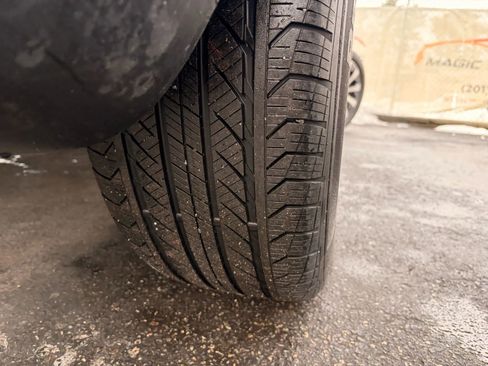 Used 2021 Mercedes-Benz GLB 250 4MATIC image 39