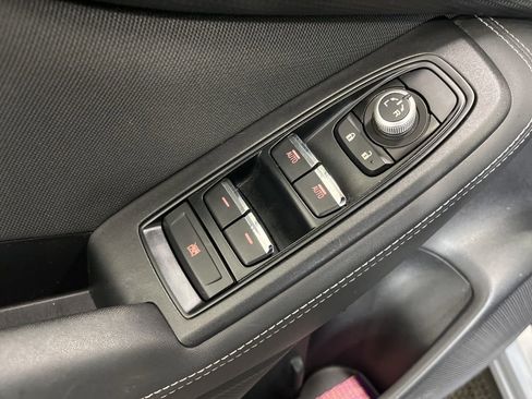 Used 2019 Subaru Forester Premium w/ All-Weather Package AWD/4WD image 6