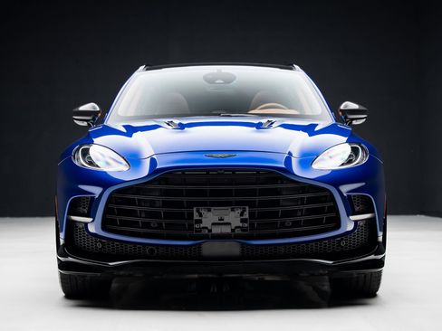Used 2023 Aston Martin DBX 707 AWD/4WD image 8