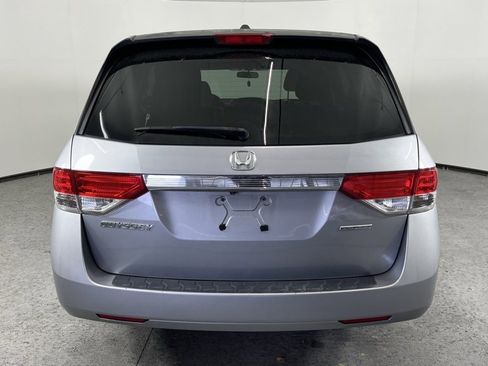 Used 2016 Honda Odyssey SE image 16