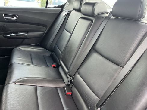Used 2018 Acura TLX w/ Technology Package FWD image 16