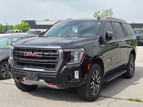 Used 2024 GMC Yukon AT4 AWD/4WD image 1