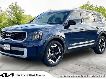 New 2025 Kia Telluride S