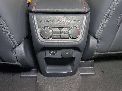 New 2026 Ford Explorer ST-Line AWD/4WD image 23