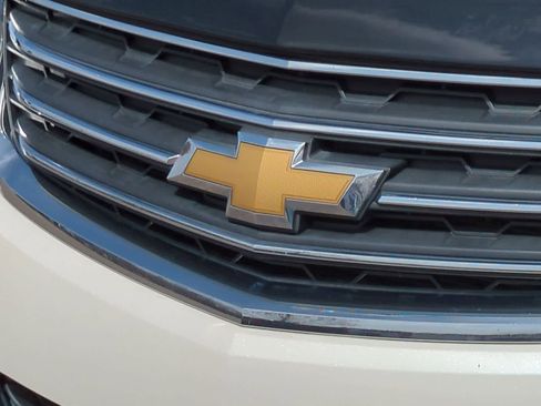 Used 2015 Chevrolet Traverse LT AWD/4WD image 12