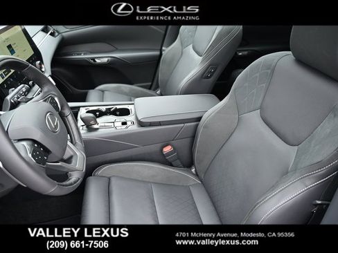 New 2026 Lexus RX 450h 450h+ Luxury image 9