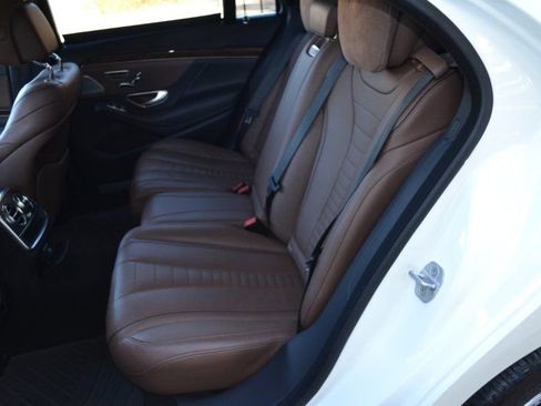 Used 2016 Mercedes-Benz S 550 4MATIC Sedan image 34