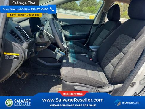 Used 2017 Kia Forte LX FWD image 9