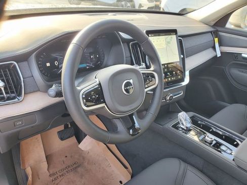 New 2026 Volvo XC90 B6 Plus w/ Protection Package Premier AWD/4WD image 16